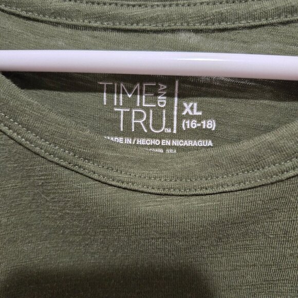Bundle of 3 Time and Tru T-Shirts | Size L | Green, Pink & Salmon - Picture 7 of 9